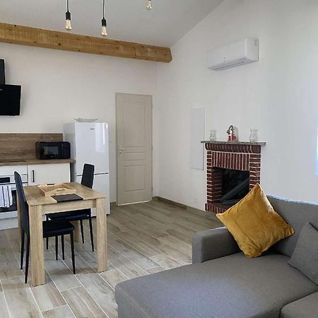 Bel Appartement Au Coeur Du Village De Sartene Eksteriør billede