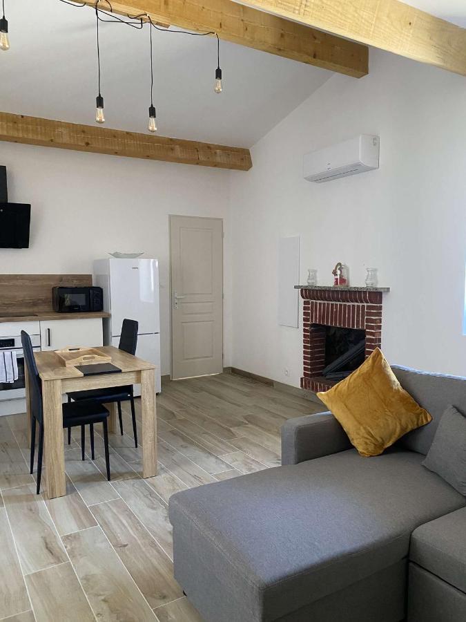 Bel Appartement Au Coeur Du Village De Sartene Eksteriør billede